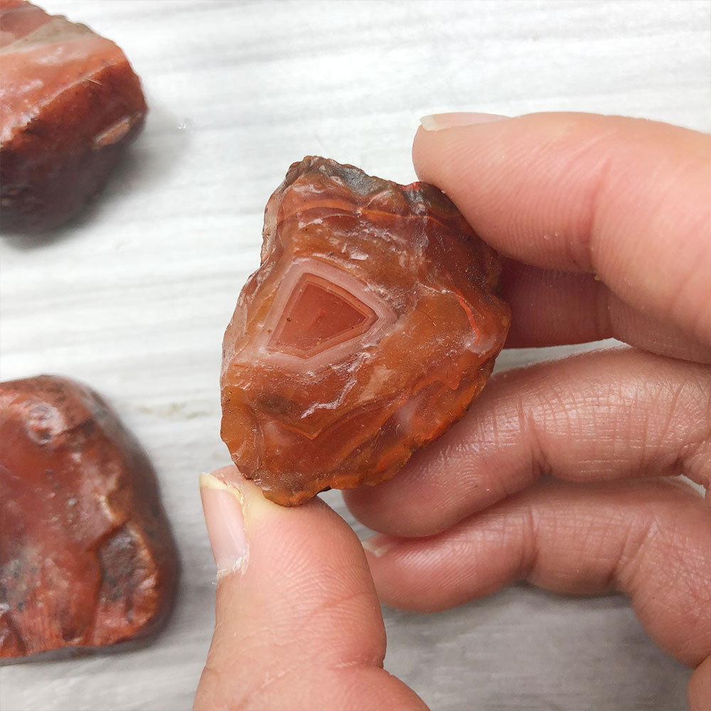 1pc 무작위 거친 원시 Carnelian 붉은 마노  - Aquarium Plant Red 리뷰 및 가격